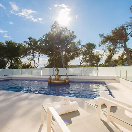 Villa Mirlo Blanco By Abahana *